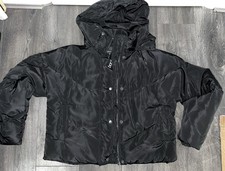 Boohoo Puffer Coat – Size 14