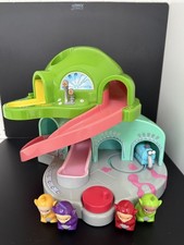 Teletubbies Home Hill House