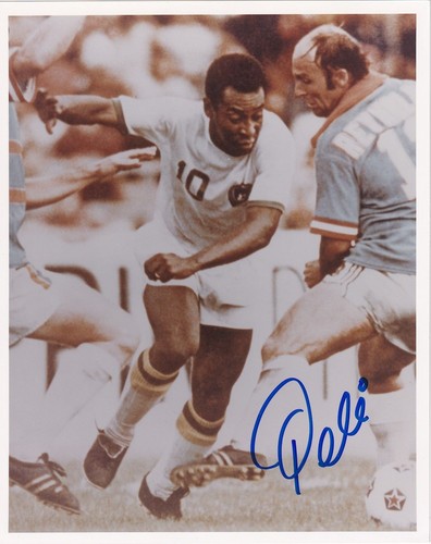 Pele signed photograph - pele-signed,