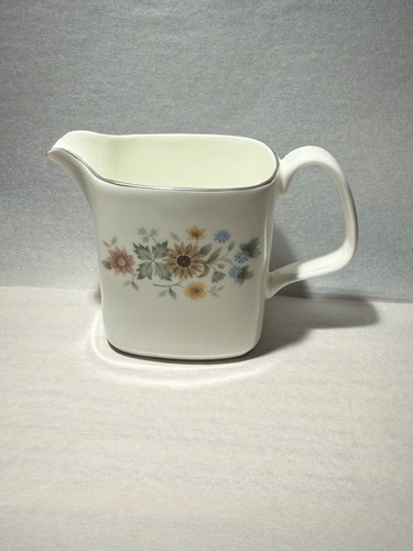 Royal doulton pastorale h5002 - royal,