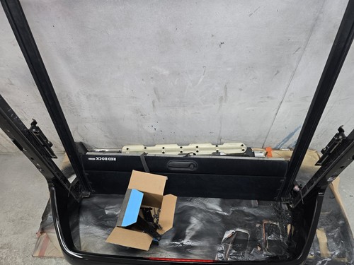 Roller shutter cover - shutter,