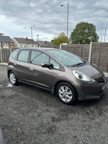 2011 honda jazz - honda, 1.4
