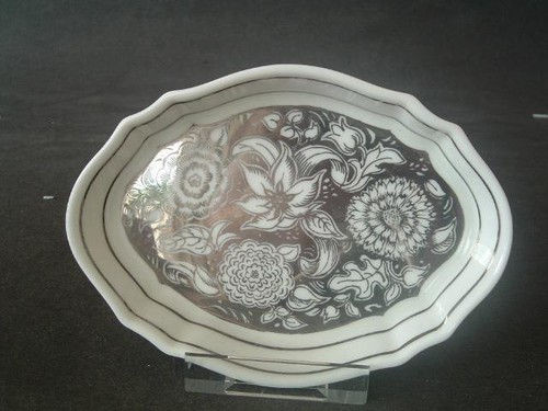 Wedgwood silver lustre susie - "silver, lustre"