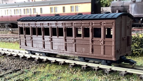 009 coach bogie - bogie, chocolate