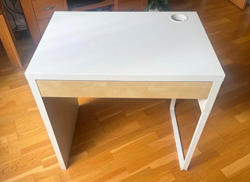 Ikea white computer - white,