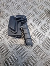 MERCEDES A180 SEAT ADJUSTMENT