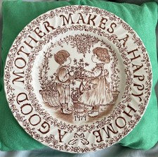 Royal Crownford Norma Sherman A Good Mother Makes a Happy Home 22cm 1979 Vintage