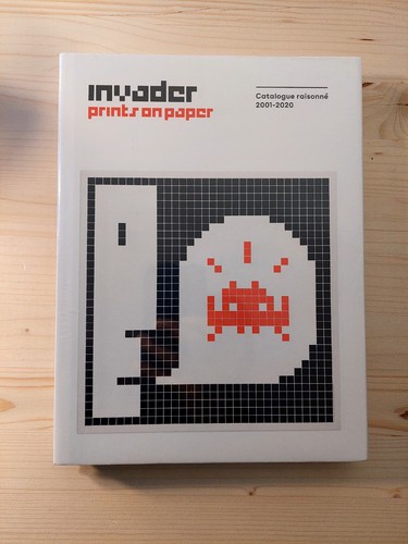 Invader print paper - invader,