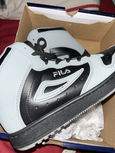 Black and grey - black,
