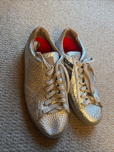 Nwt limited edition converse - nwt,