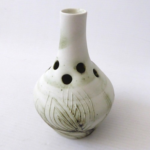 Carn pottery small - carn,