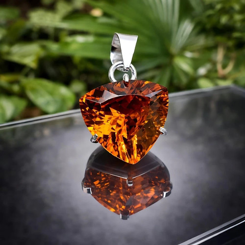 Natural orange sapphire - 21,