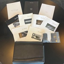 Lexus IS300h Manual & Key Set