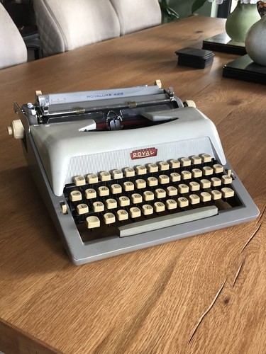 Vintage retro dutch royal - vintage,