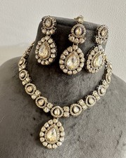 Imitation Gold Jewellery Set Golden kundan set jewellery Golden Necklace Set
