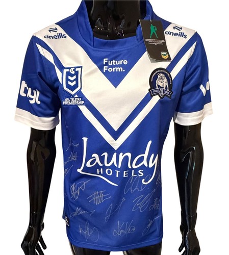 2025 team signed canterbury - signed,