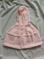HAND KNITTED NEW BORN BABY/DOLLS CAPE PONCHO WITH HOOD PEACH