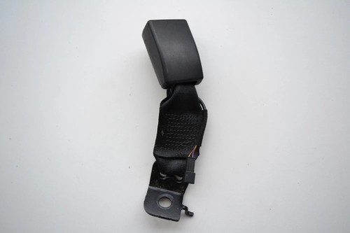 Bmw 316i seat belt buckle - seat, rear