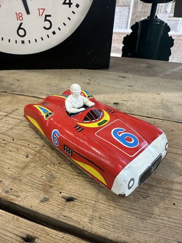 Racing car game - tin, amb