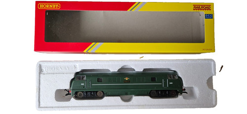 Hornby r3491 class warship - class, 42