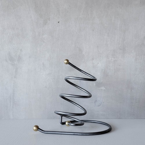 Vintage spiral wavy wine