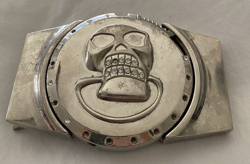 Lighter belt buckle - lighter, skull
