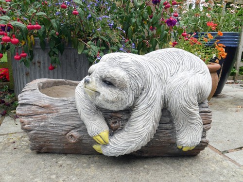 Large sloth planter - large,