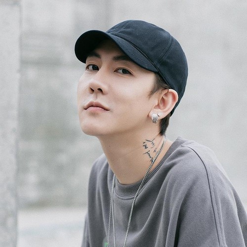 Men short brim baseball cap - men,