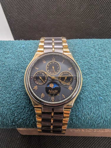 Accurist quartz wristwatch