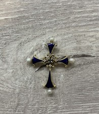 BLUE ENAMEL DIAMOND SAPPHIRE