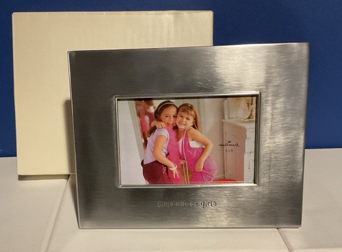 Hallmark cast aluminum silver - cast,