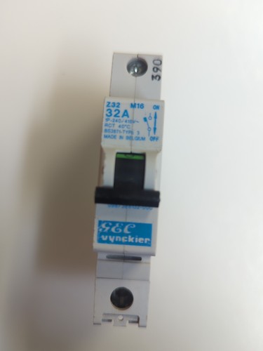 Gec vynckier amp - vynckier, 32