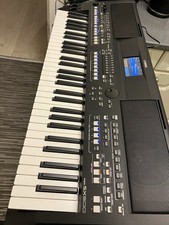 Yamaha PSR-SX600 Digital Workstation Keyboard
