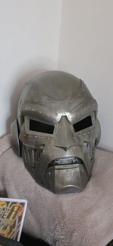 Doom helmet life size 3d - dr,