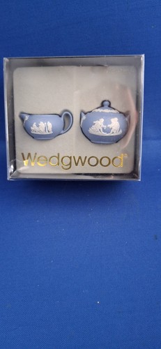 Wedgwood miniature blue - miniature,