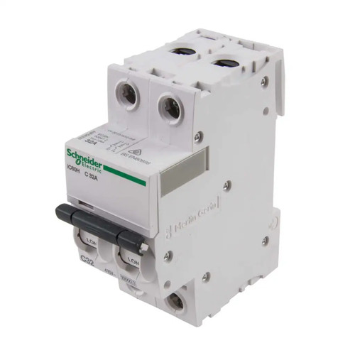 Schneider amp c32 32a - 32a, curve