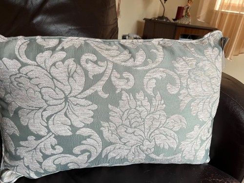Elegant rectangular sofa