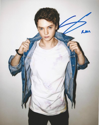 Singer british conor maynard - british,