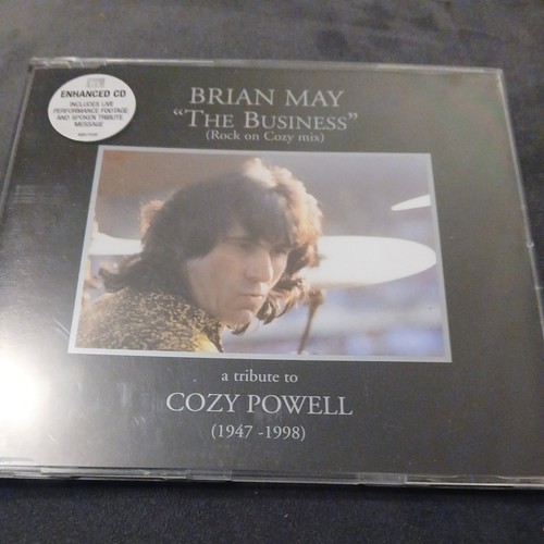 Queen brian may - 💿, –