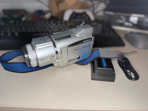 Sony dcr trv60e minidv - sony,