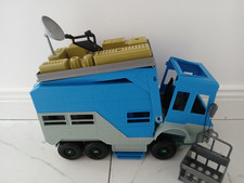 Ben 10  Transforming Rust Bucket Truck Van 