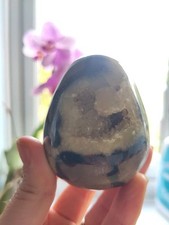 Druzy septarian egg crystal