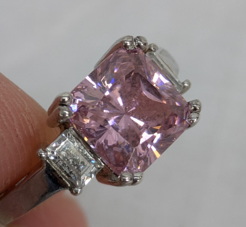 Gorgeous pink stone - gorgeous, diamonique