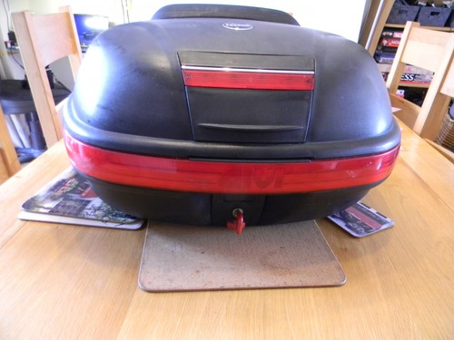 Givi e360 top box - top,