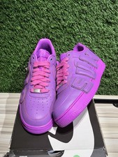 Size 12.5M/14W - Nike Air