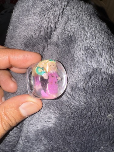 Polly pocket resin - pocket,