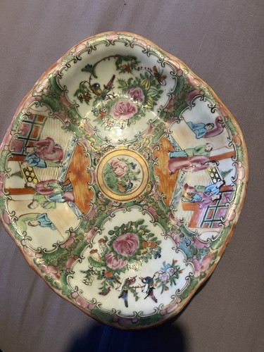 Rose medallion scalloped - medallion, bowl