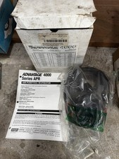 Advantage 4000 MSA 10083783 FULL FACE RESPIRATOR  Size Medium NEW QUICK SHIP