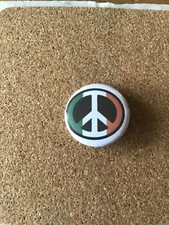 CND BUTTON BADGE