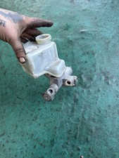 MERCEDES C E CLASS W204 W211  BRAKE MASTER CYLINDER A2044300102 0335089012